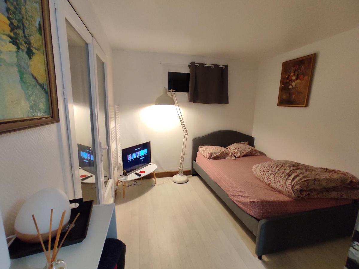 Studio Marjorie Indep. Dans Maison Particuliere Mérignac Eksteriør billede